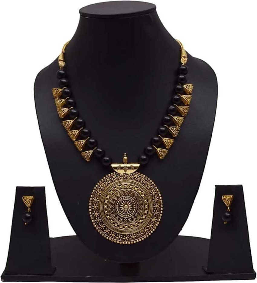Black metal jewellery flipkart sale
