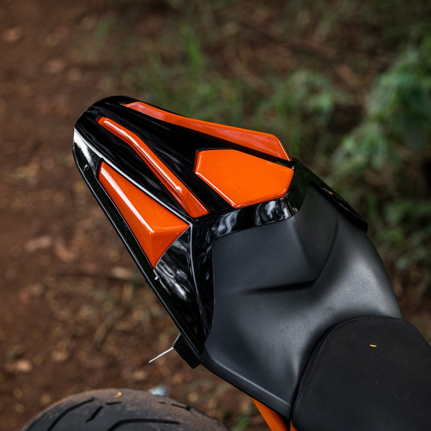 Ktm rc top 200 seat cover