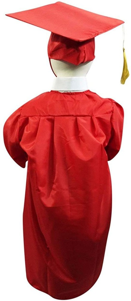 Graduation gown india hi-res stock photography and images - Alamy
