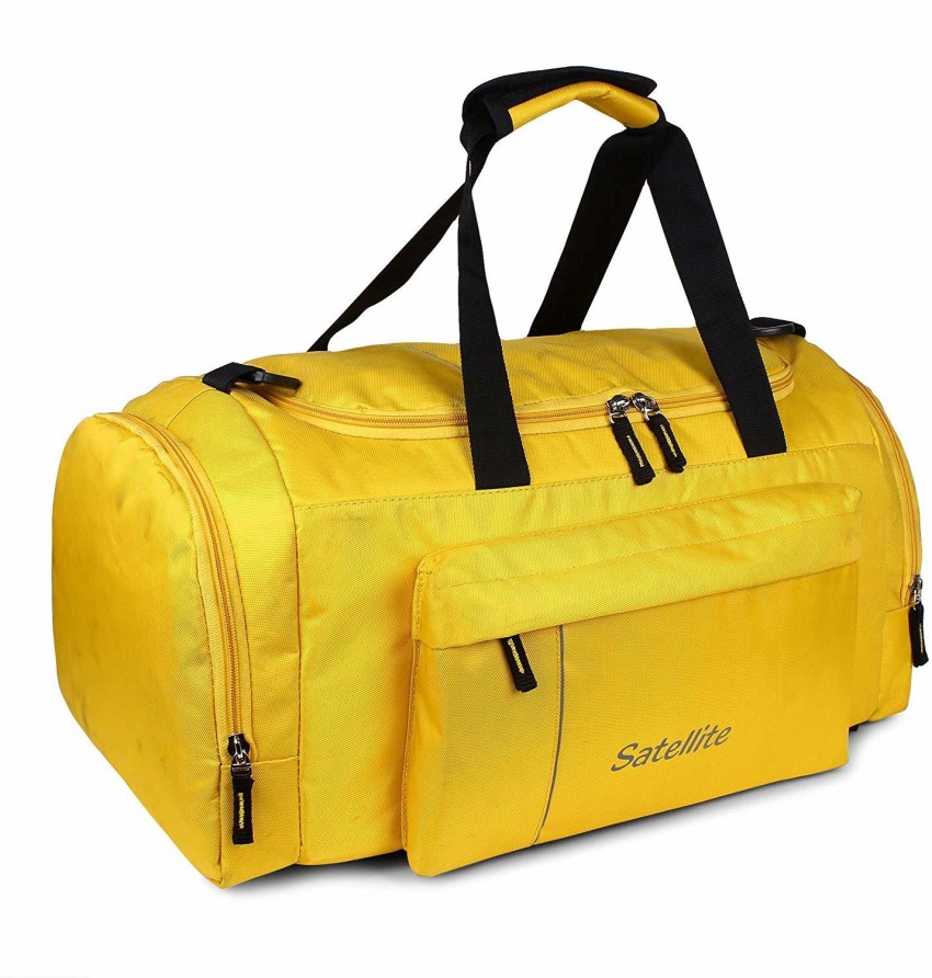 Duffle bag with shop lots of pockets