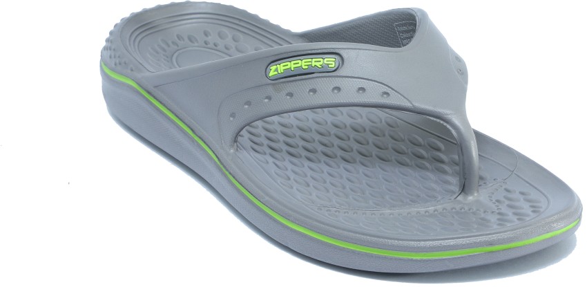 Nike zipper outlet flip flops