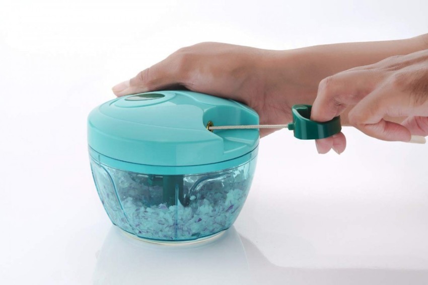 Compact 550ml Mini Vegetable Chopper with 3 Blades