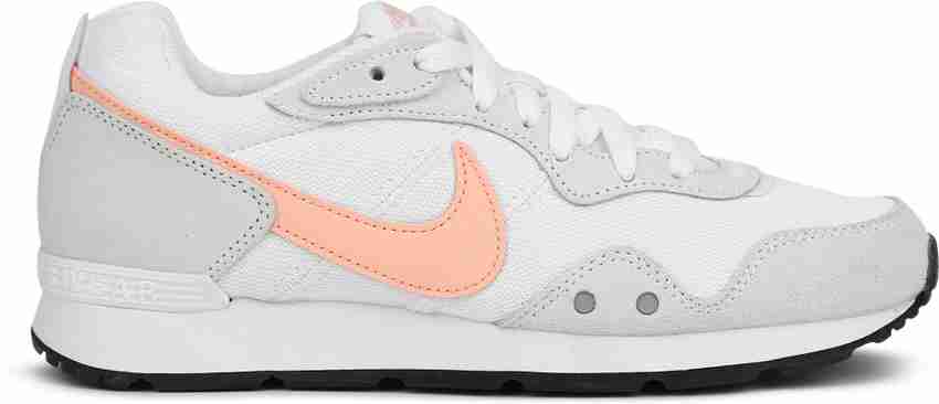 NIKE Venture Runner s Running Shoes For Women Buy NIKE Venture