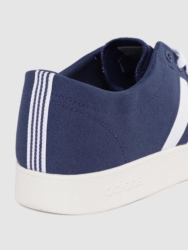 Adidas neo men's easy hotsell vulc vs trainers navy/white/blue