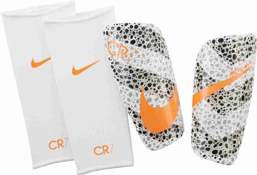 Nike cr7 shin store pads