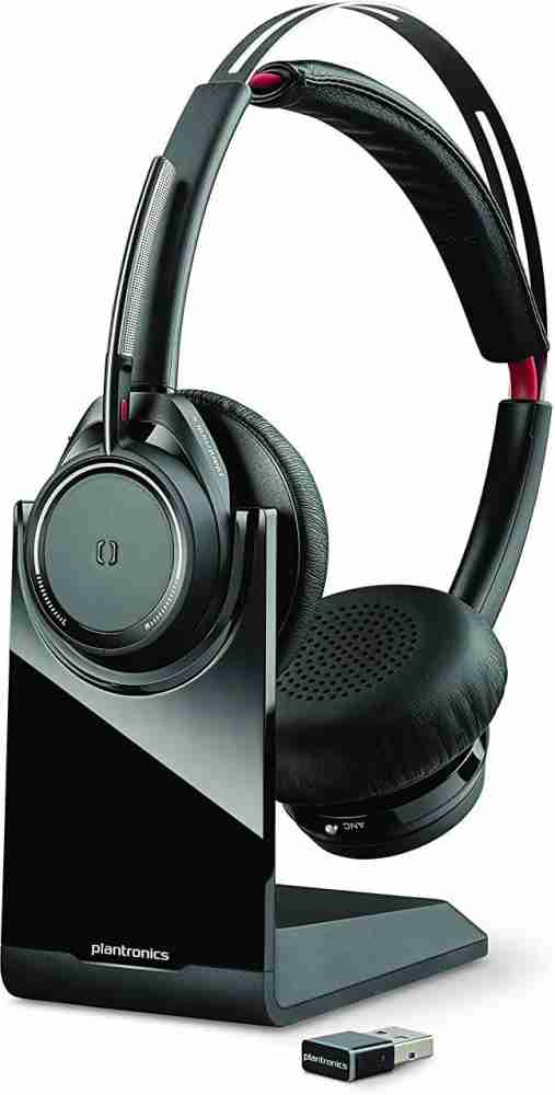 Voyager 2025 focus headset