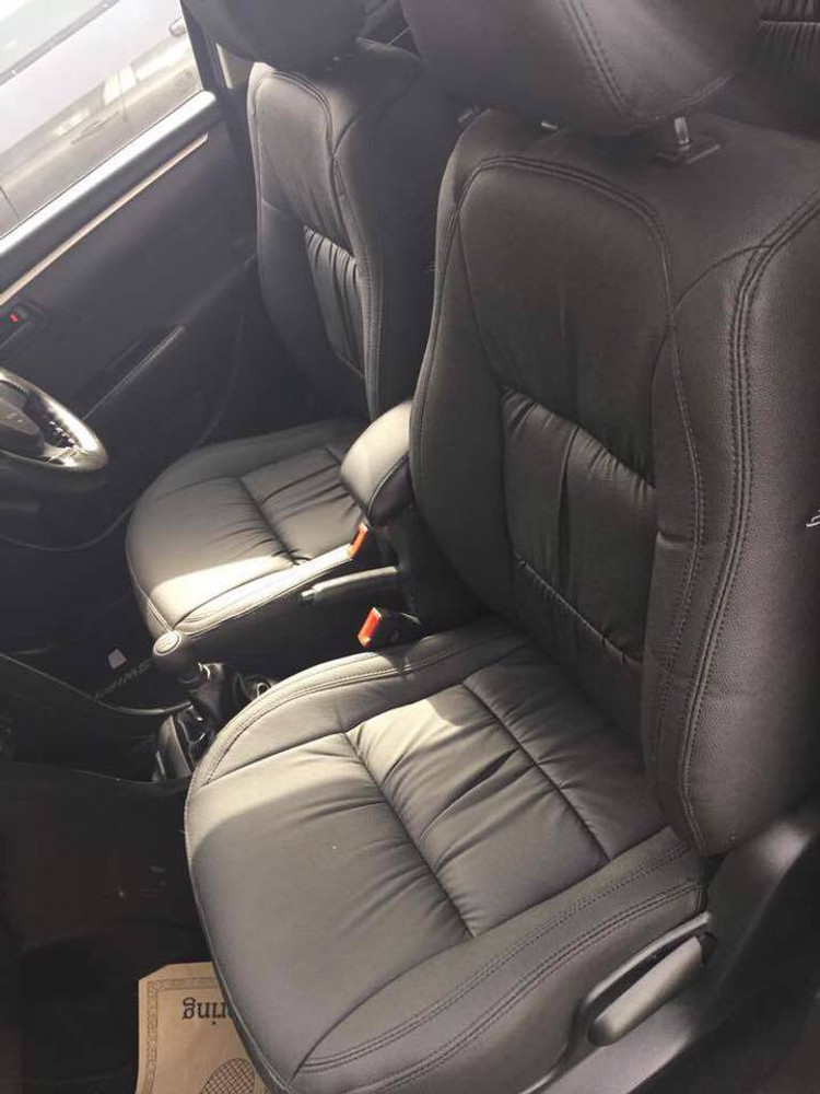 Toyota rush leather seat cover hot sale