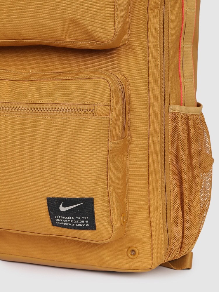 Nike clearance utility yellow