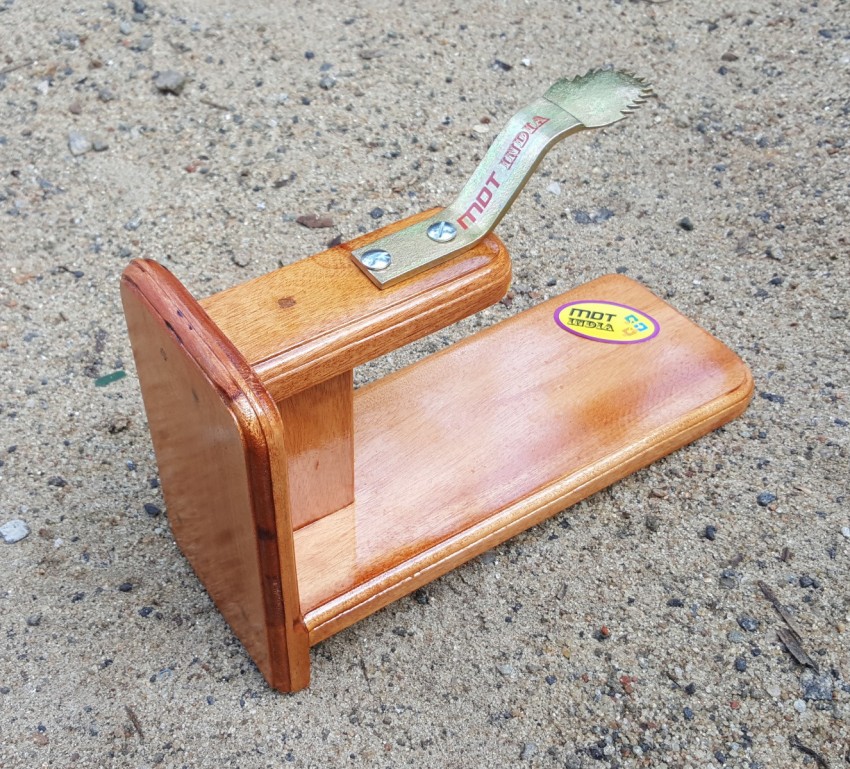 Coconut Scraper,chirava Wooden Table Top,table Top Polished Wooden Grater  Thengai Thuruvi Chirava mahogany, Stainless Steel 