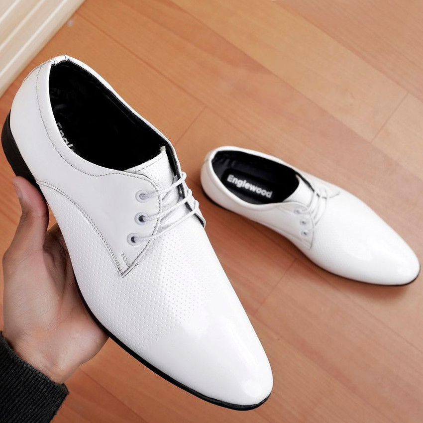 White on sale smart shoes
