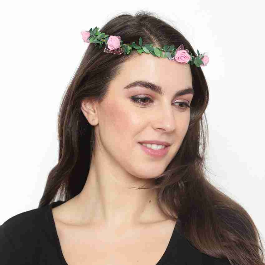 Flower crown on outlet head