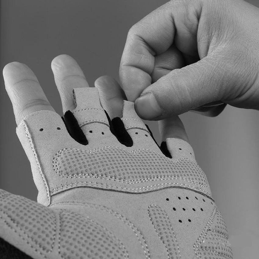 Oakley sales bike gloves