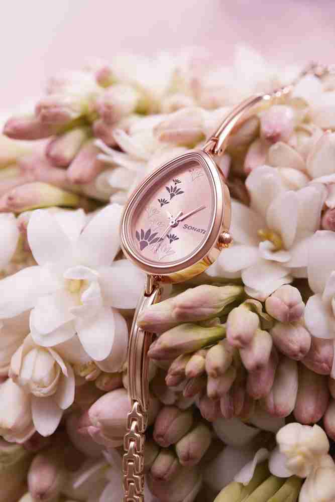 Sonata raga best sale ladies watches