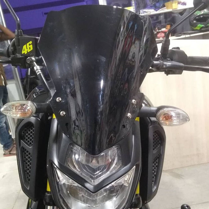 Long windshield outlet for bike