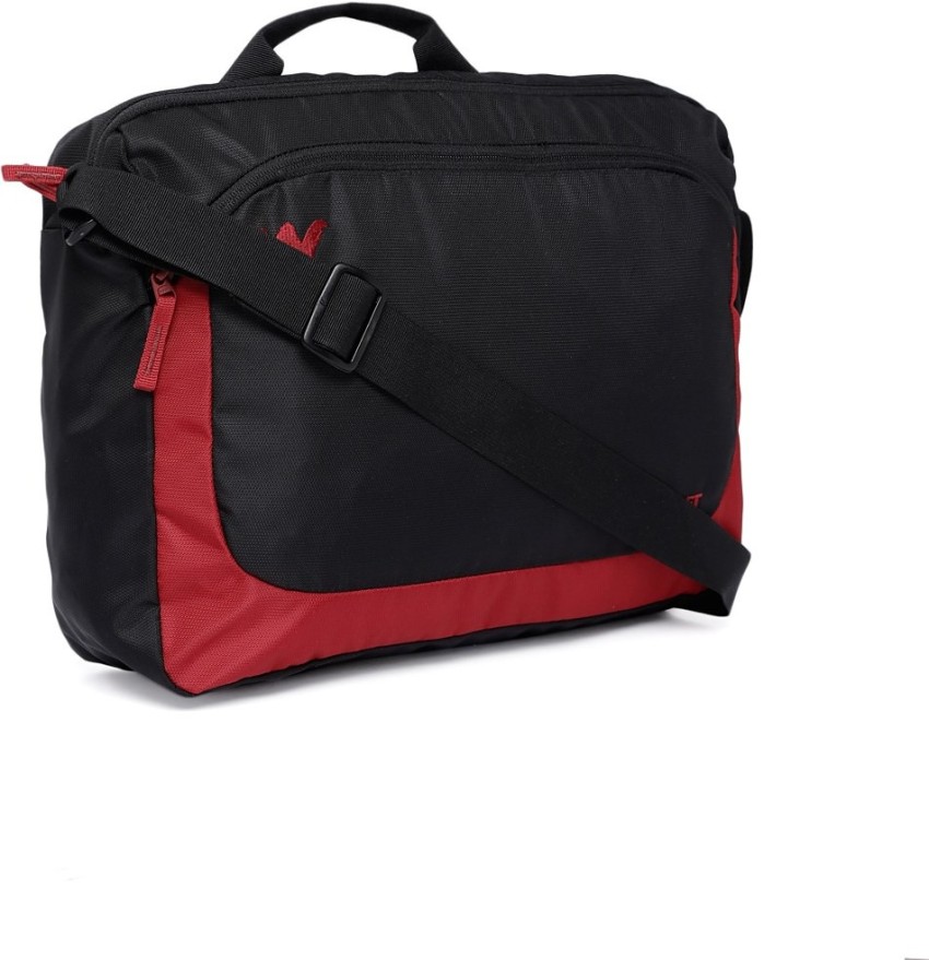 Wildcraft messenger cheap bags flipkart