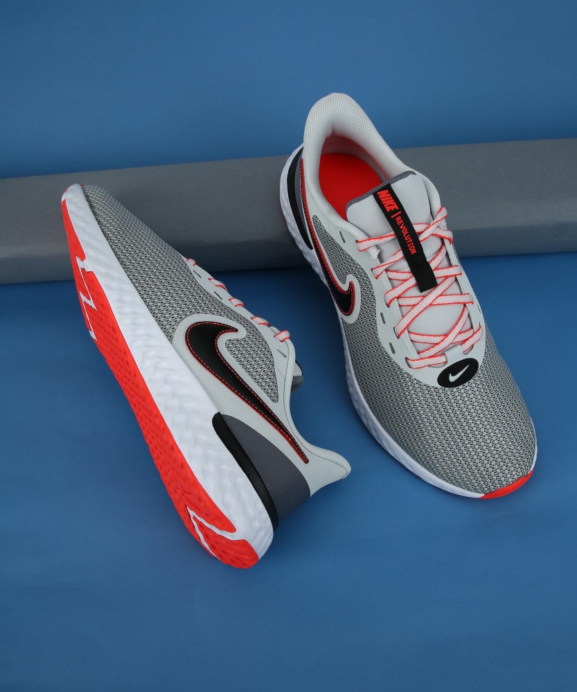 Sepatu nike 2024 sneakers original