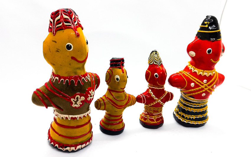 Terracotta dolls hot sale online