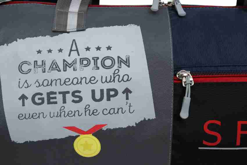 Stylish gym bag with shoe compartment online