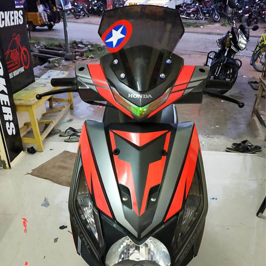 Dio scooty clearance front visor price