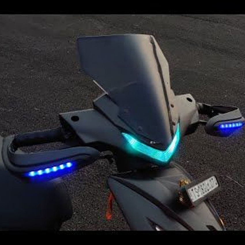 Dio scooty clearance front visor price