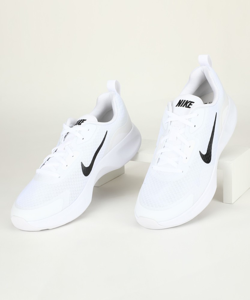 Nike white shoes online india best sale