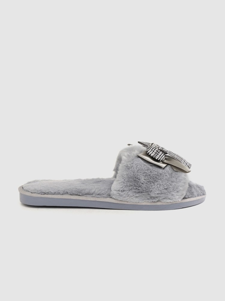 River island best sale toe post slippers