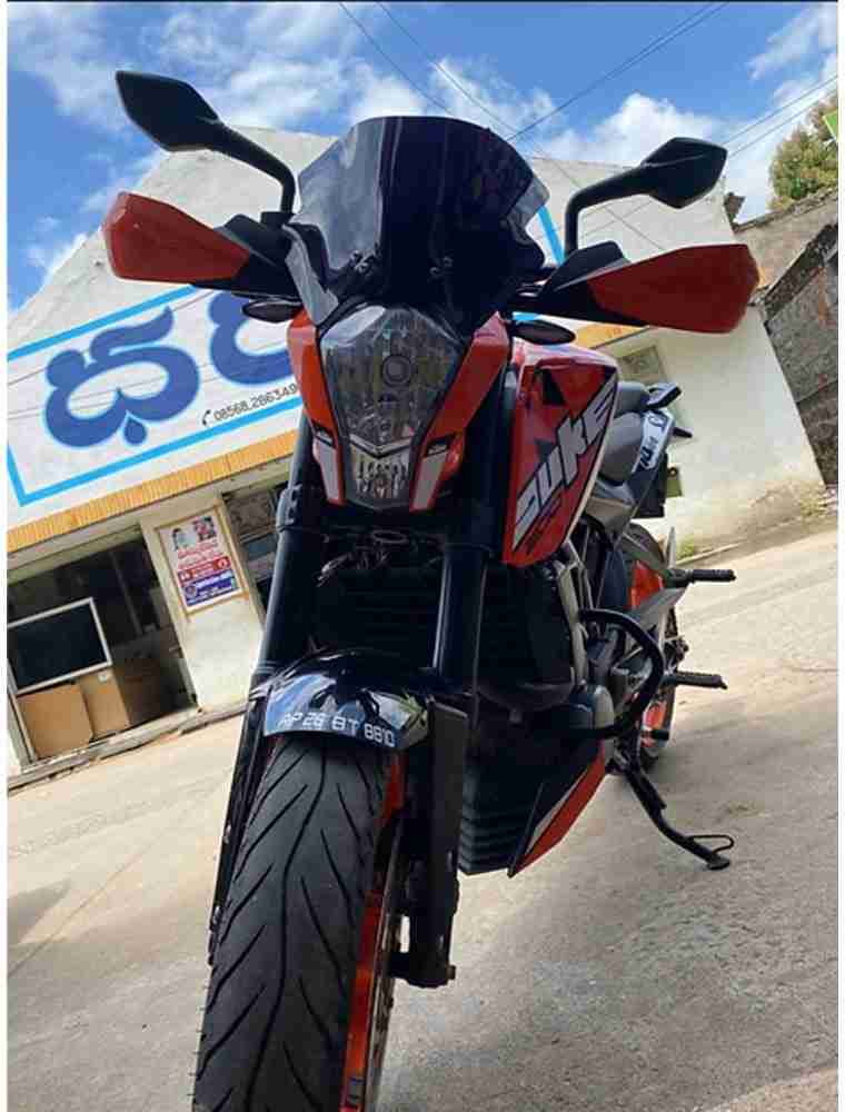 Sms traders 125 200 390 Windshield Bike Headlight Visor Price in India Buy Sms traders 125 200 390 Windshield Bike Headlight Visor online at Flipkart