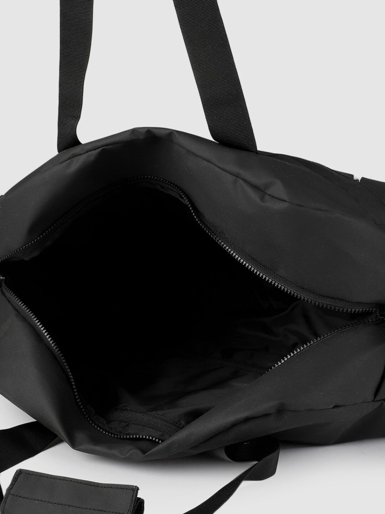 Discover 75+ airport duffel bag super hot - esthdonghoadian