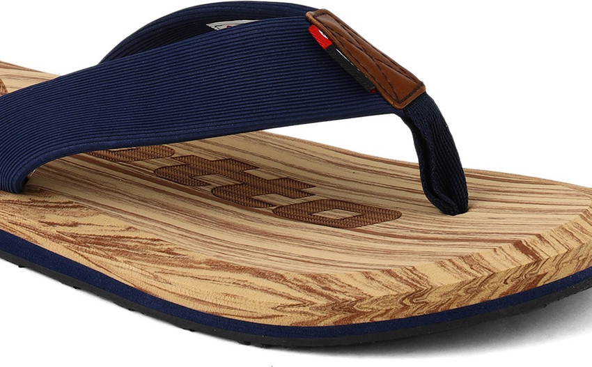 Teak hotsell flip flops