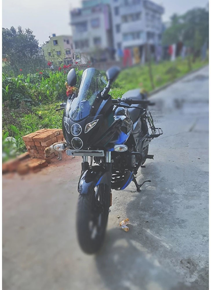 Pulsar 220f shop front visor price