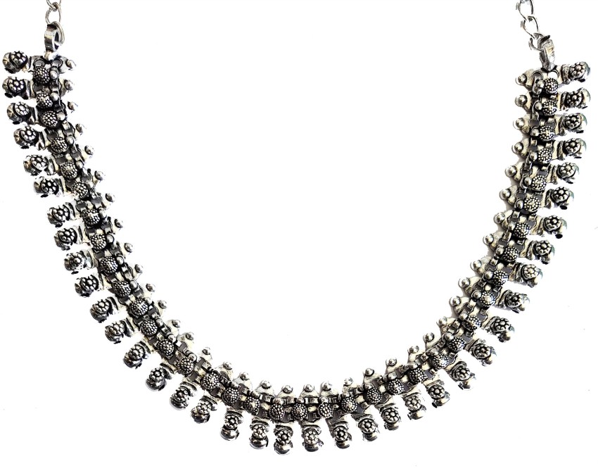 Flipkart black store metal necklace