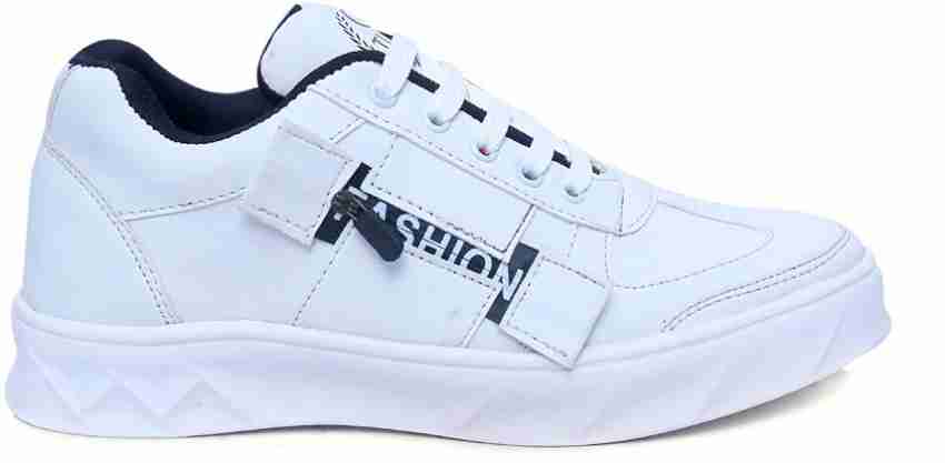 Tuffs on sale shoes flipkart