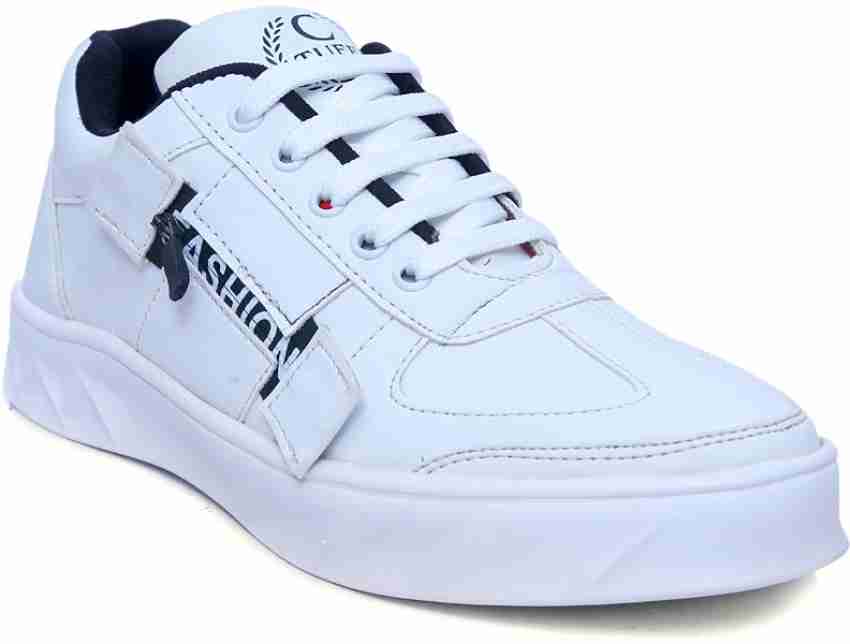 Tuffs hot sale shoes flipkart