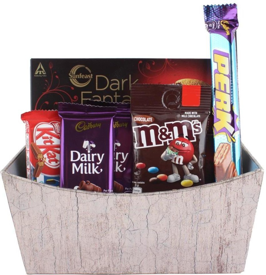 Buy M&ms Peanut Gift Box Present Hamper Birthday / Christmas Gift Online in  India 