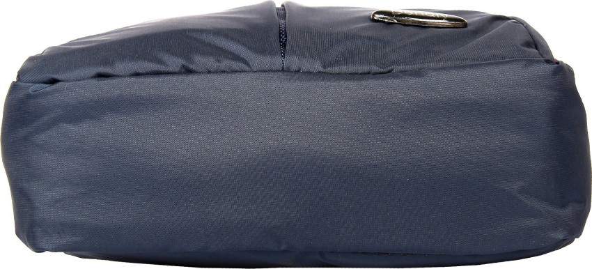 Bendly sling outlet bag