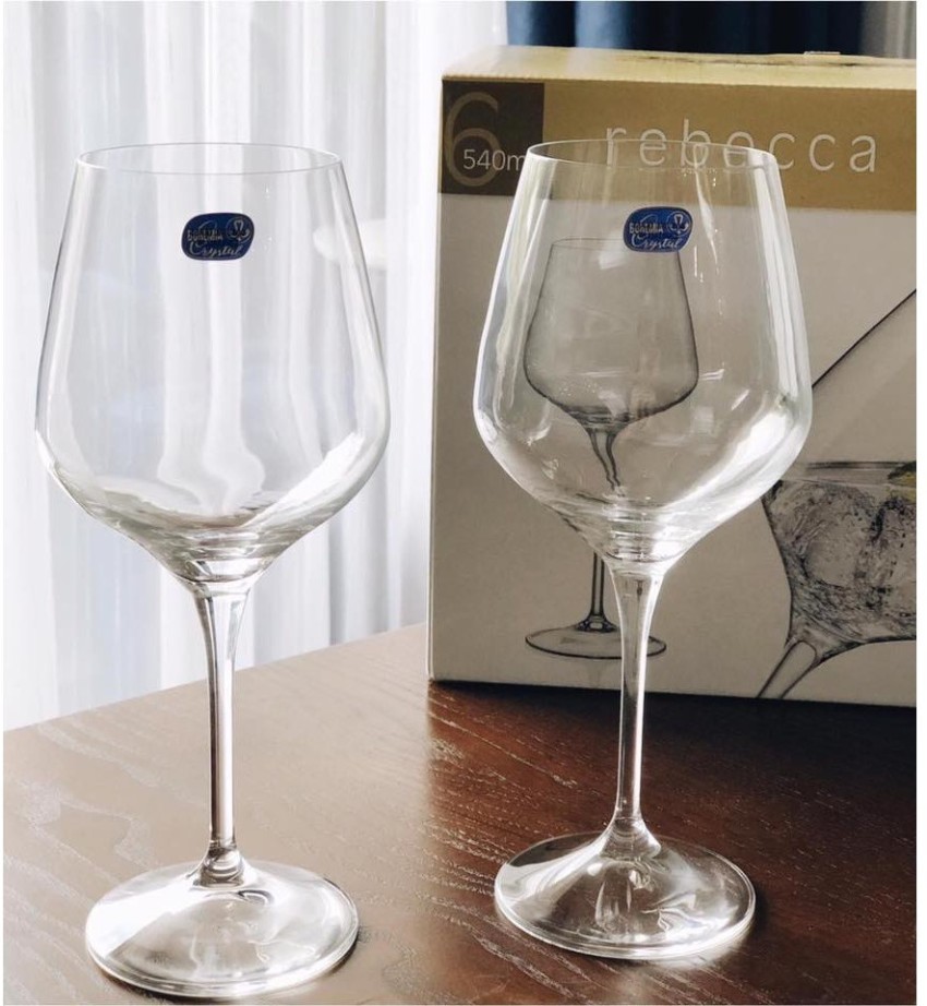 https://rukminim2.flixcart.com/image/850/1000/klwmufk0/glass/r/e/i/rebecca-wine-glass-540-ml-bohemia-crystal-original-imagyx5d65uqtyht.jpeg?q=90