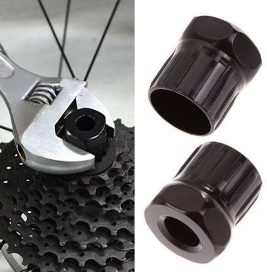 Freewheel tool set clearance