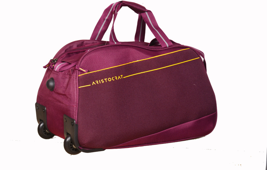 Delta duffle bag size sale