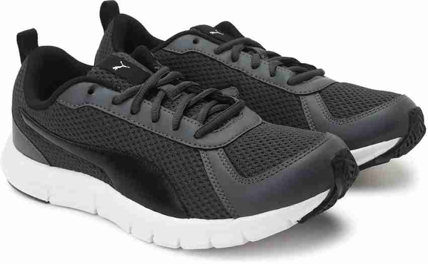 Puma men's hurdles outlet idp running shoes