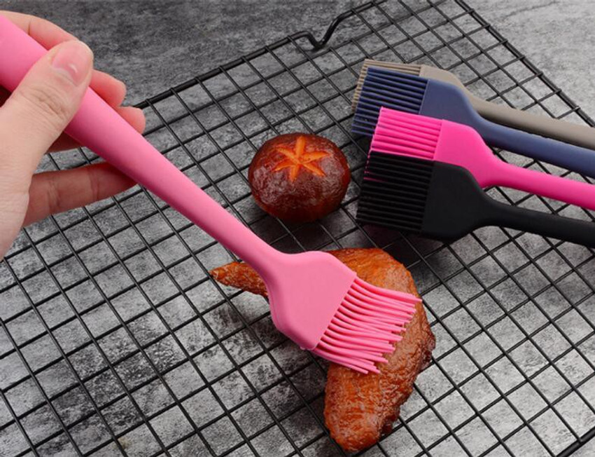 Grilling grate oiler brush 2025