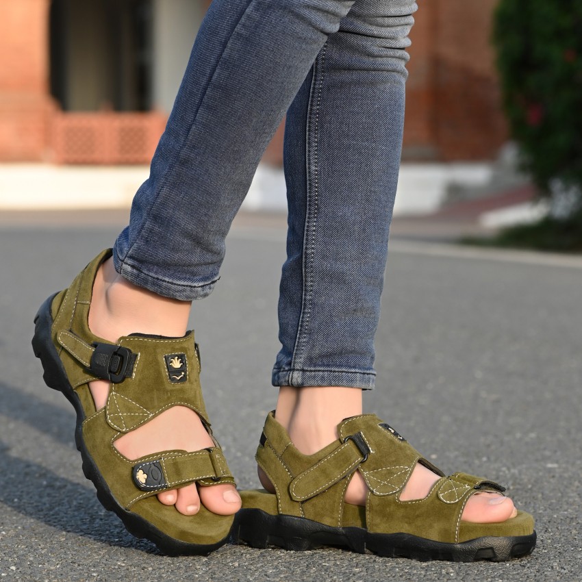 Aeonik sandals discount