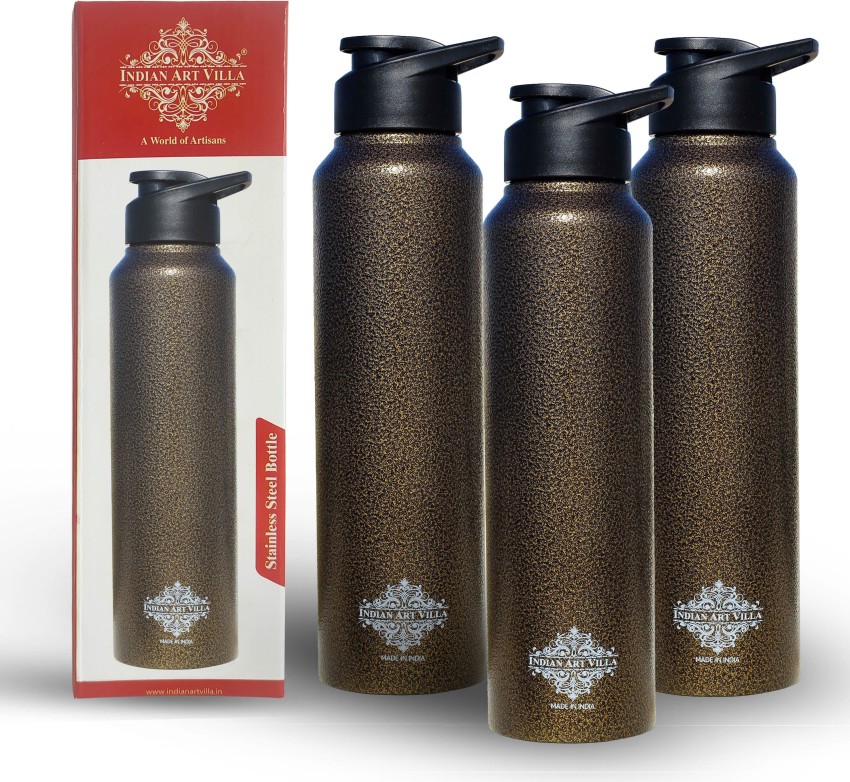 Up To 61% Off on Flat Water Bottle Flask Silic