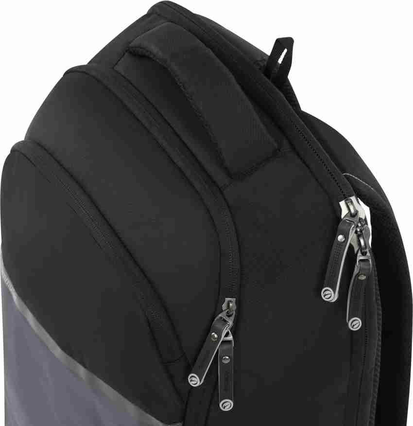 Vip backpacks outlet flipkart