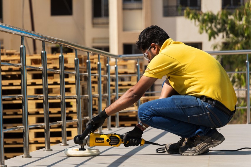 DEWALT DWP849X IN 7 inch Disc Sander Price in India Buy DEWALT DWP849X IN 7 inch Disc Sander online at Flipkart