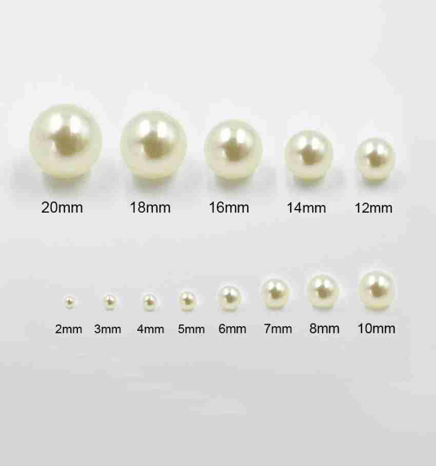 60 18mm Round Beads White Pearl