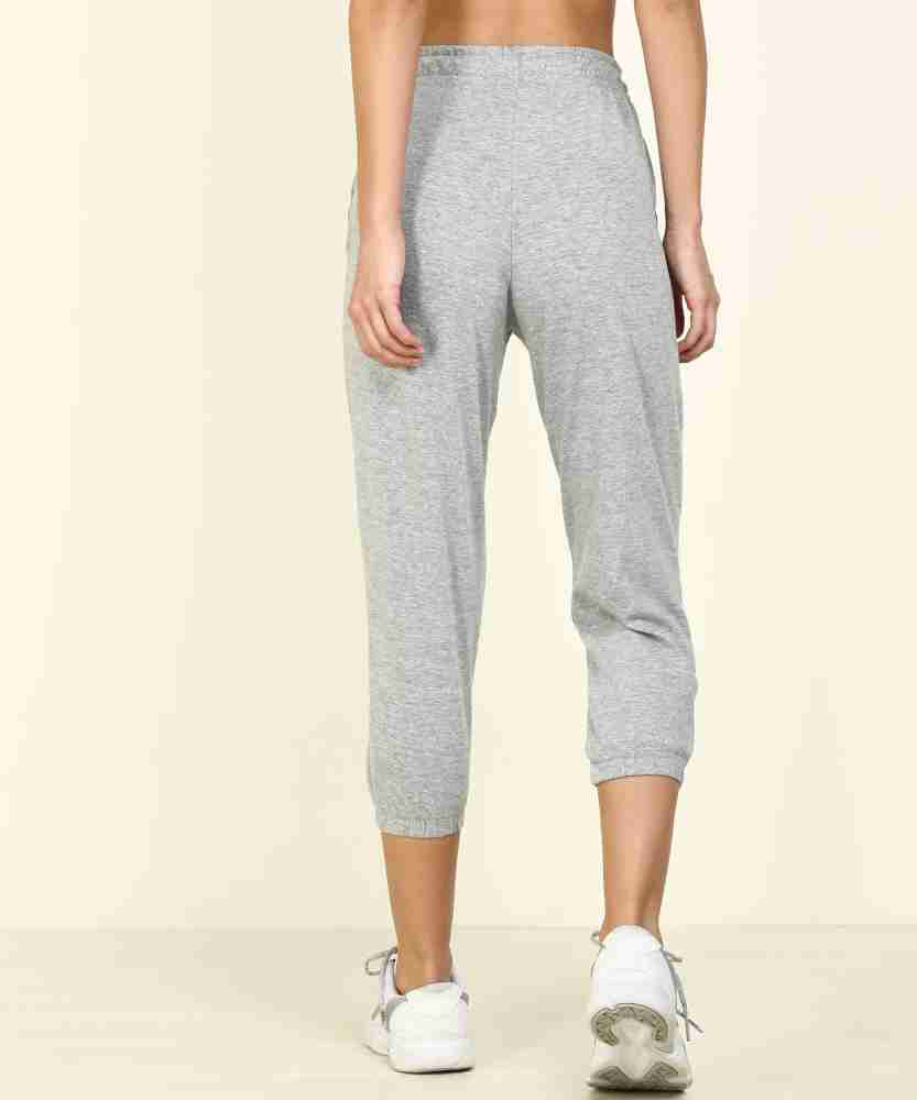 Nike capri sales joggers womens