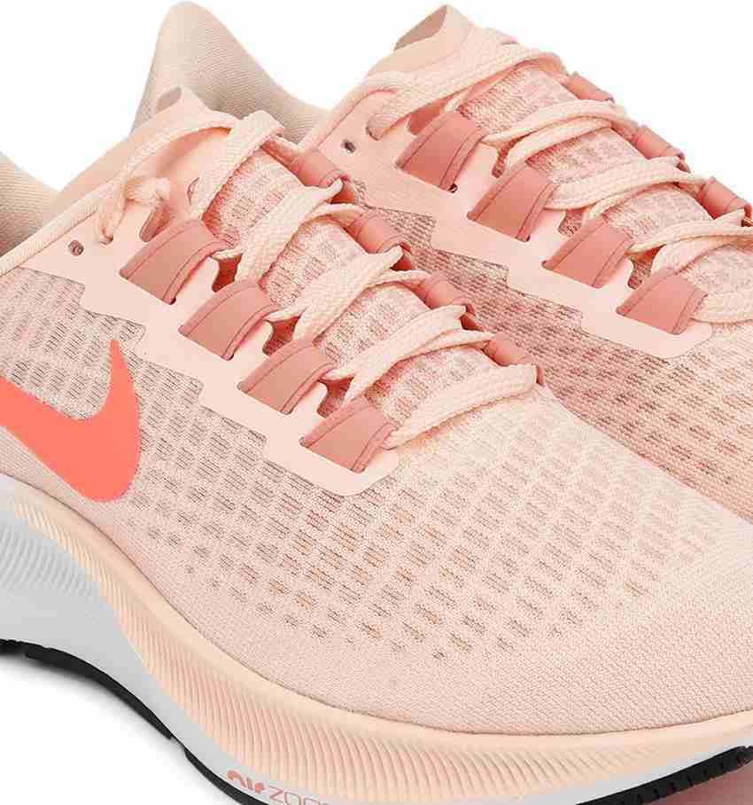 Nike ladies air zoom hot sale pegasus