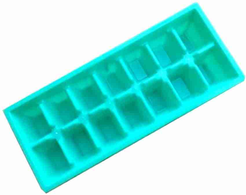 https://rukminim2.flixcart.com/image/850/1000/kn0n6a80/ice-cube-tray/o/s/v/ice-cube-trays-silicone-ice-cube-tray-ice-cube-molds-easy-original-imagfs86nrg84f3m.jpeg?q=20