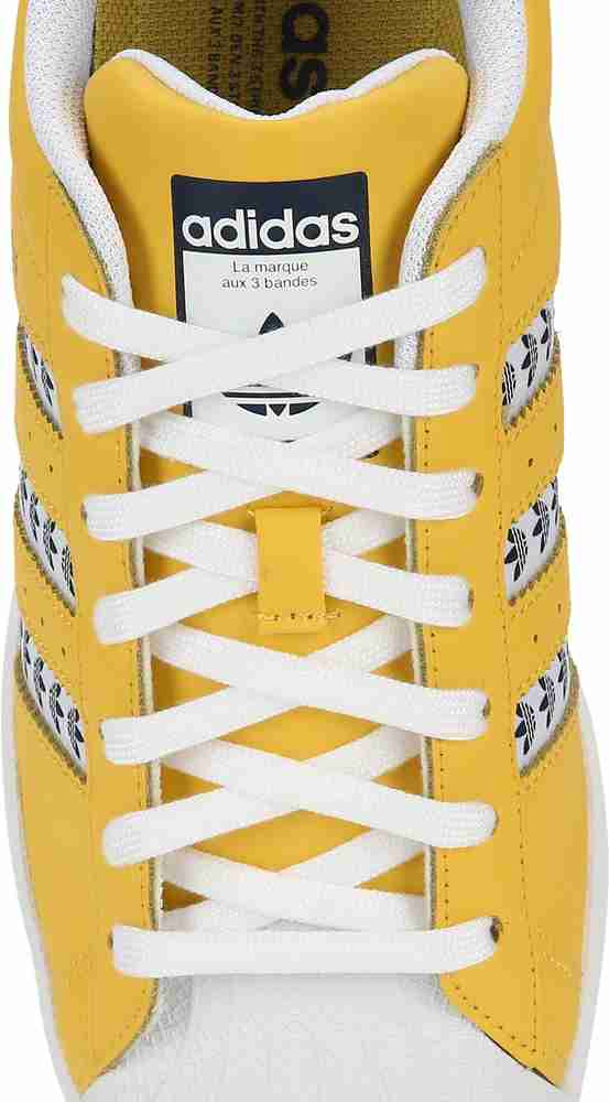 Superstar men 2024 yellow