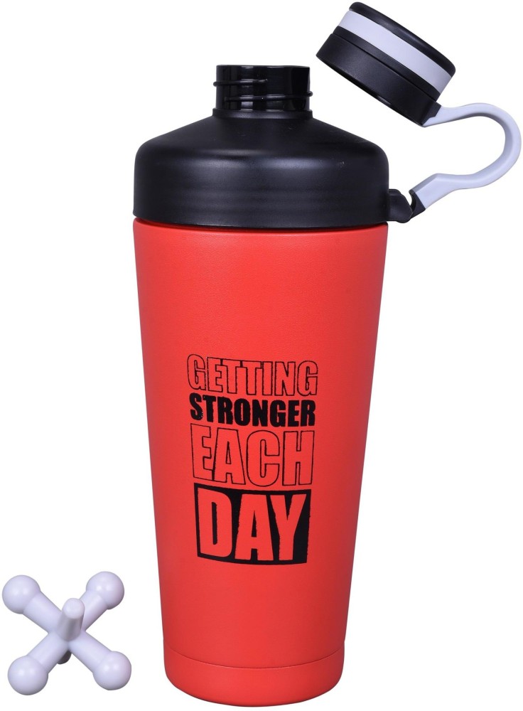 Twist clearance shaker bottle